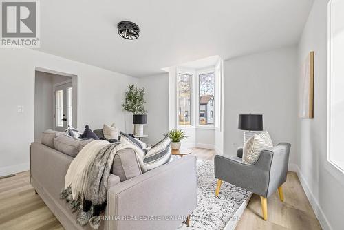 160 Scott Street, North Huron (Wingham), ON - Indoor Photo Showing Living Room