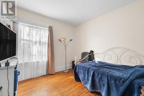 37 John Street, St. Thomas, ON - Indoor Photo Showing Bedroom