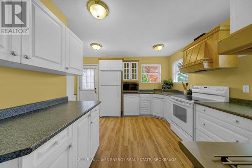 8 Cumberland Street, Prince Edward County (Picton), ON - Indoor Photo Showing Kitchen