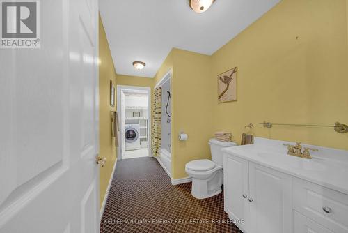 8 Cumberland Street, Prince Edward County (Picton), ON - Indoor Photo Showing Bathroom