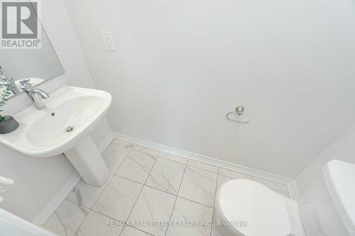 115 Crossmore Crescent, Cambridge, ON - Indoor Photo Showing Bathroom