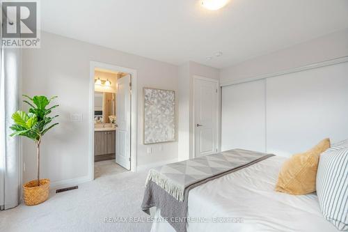 115 Crossmore Crescent, Cambridge, ON - Indoor Photo Showing Bedroom