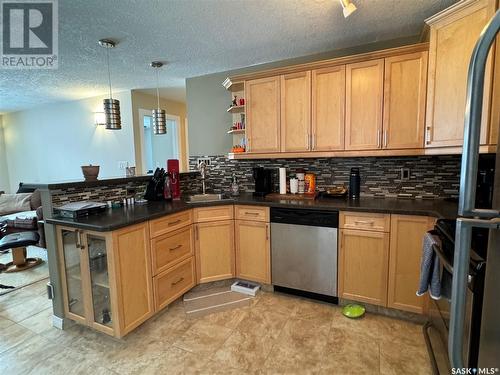 1 15 Coventry Road, Regina, SK - Indoor Photo Showing Kitchen