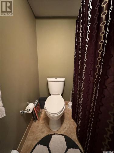 1 15 Coventry Road, Regina, SK - Indoor Photo Showing Bathroom