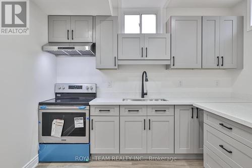 Lower - 32 Carness Crescent, Georgina, ON - Indoor Photo Showing Kitchen