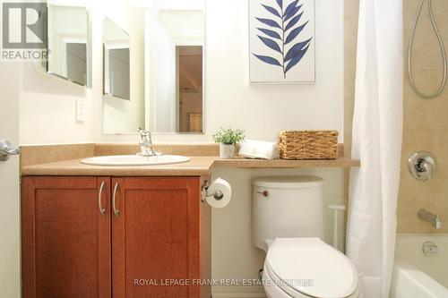 110 - 869 Clonsilla Avenue, Peterborough (Monaghan), ON - Indoor Photo Showing Bathroom