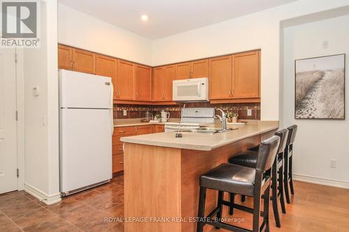 110 - 869 Clonsilla Avenue, Peterborough (Monaghan), ON - Indoor Photo Showing Kitchen