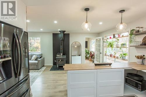 3054 East Street|Hilton Beach Township, St. Joseph Island, ON - Indoor Photo Showing Kitchen