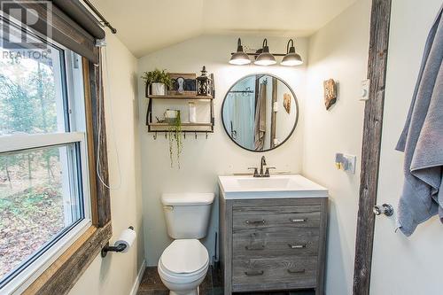 3054 East Street|Hilton Beach Township, St. Joseph Island, ON - Indoor Photo Showing Bathroom