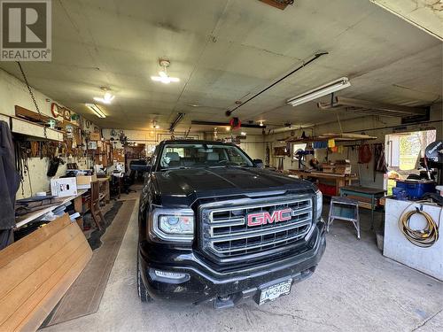 353 Ruby Road Lot# 5, Clearwater, BC - Indoor Photo Showing Garage