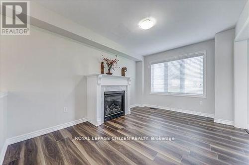 304 Van Dusen Avenue, Southgate, ON - Indoor Photo Showing Living Room With Fireplace