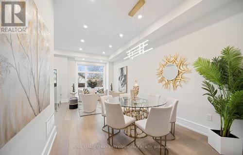 32 Florence Avenue, Toronto, ON - Indoor Photo Showing Dining Room