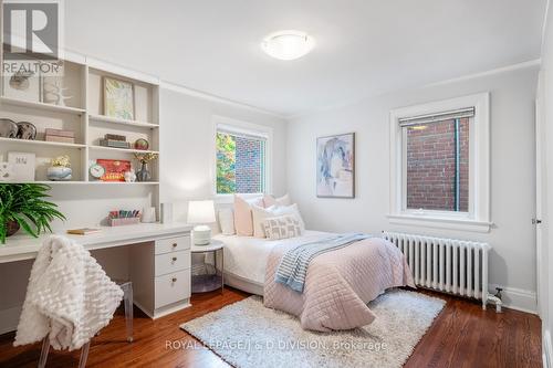 95 Ridge Drive, Toronto, ON - Indoor Photo Showing Bedroom