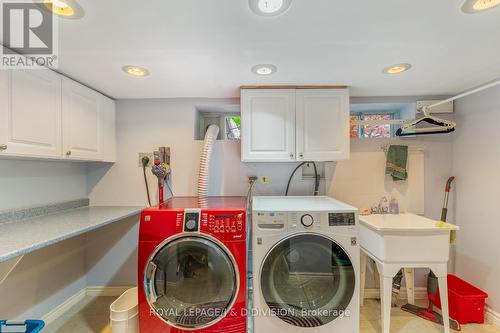 95 Ridge Drive, Toronto, ON - Indoor Photo Showing Laundry Room