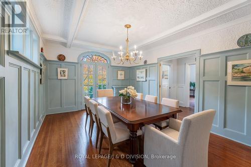 95 Ridge Drive, Toronto, ON - Indoor Photo Showing Dining Room