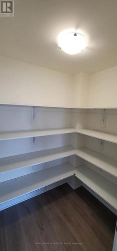 324 - 755 Omega Drive, Pickering, ON - Indoor With Storage