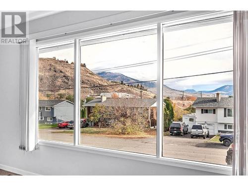 1074 Ollek Street, Kamloops, BC - Indoor Photo Showing Other Room