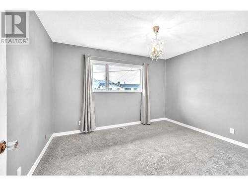 1074 Ollek Street, Kamloops, BC - Indoor Photo Showing Other Room