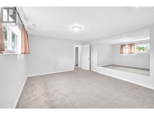 1074 Ollek Street, Kamloops, BC - Indoor Photo Showing Other Room