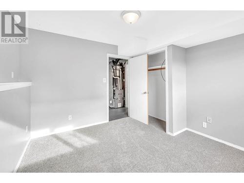 1074 Ollek Street, Kamloops, BC - Indoor Photo Showing Other Room