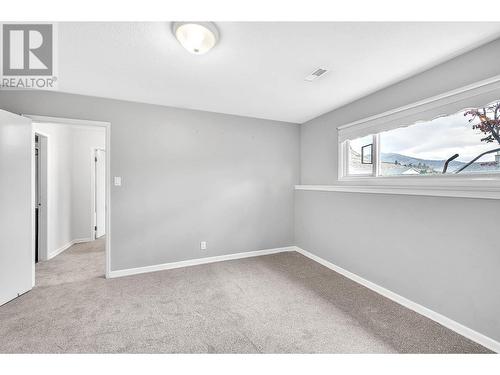 1074 Ollek Street, Kamloops, BC - Indoor Photo Showing Other Room