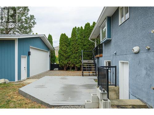 1074 Ollek Street, Kamloops, BC - Outdoor With Exterior