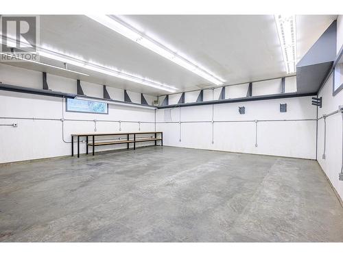 1074 Ollek Street, Kamloops, BC - Indoor Photo Showing Garage