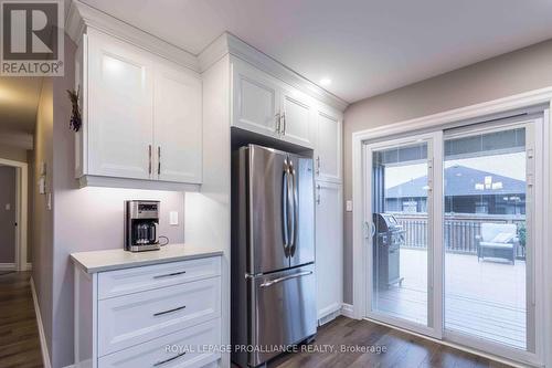 18 Gavin Crescent, Quinte West, ON - Indoor Photo Showing Kitchen