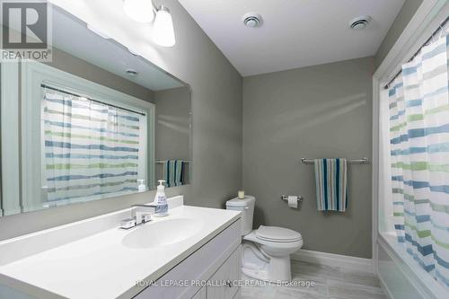 18 Gavin Crescent, Quinte West, ON - Indoor Photo Showing Bathroom