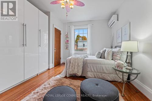 127 Bellwoods Avenue, Toronto, ON - Indoor Photo Showing Bedroom