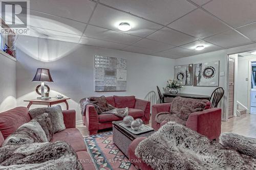 58 - 500 Osgoode Drive, London, ON - Indoor Photo Showing Living Room