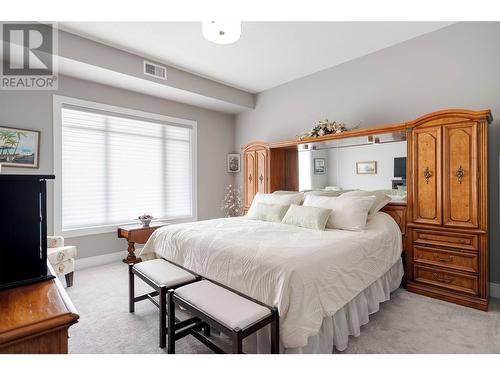 529 Truswell Road Unit# 602, Kelowna, BC - Indoor Photo Showing Bedroom