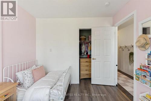 613 Tully Crescent, Peterborough (Monaghan), ON - Indoor Photo Showing Bedroom