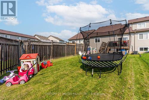 613 Tully Crescent, Peterborough (Monaghan), ON - Outdoor