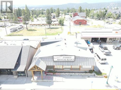 7513 Main  W Street, Radium Hot Springs, BC 