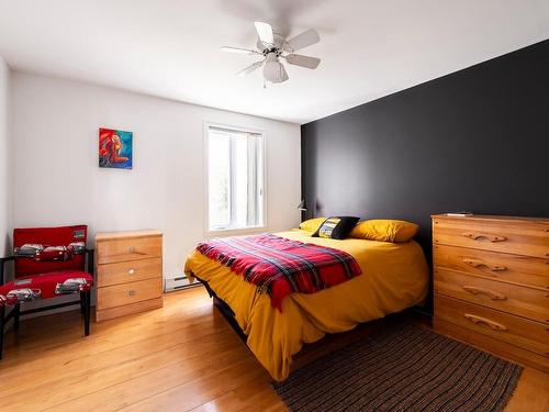 Master bedroom - 5 Boul. Nilus-Leclerc, L'Islet, QC - Indoor Photo Showing Bedroom