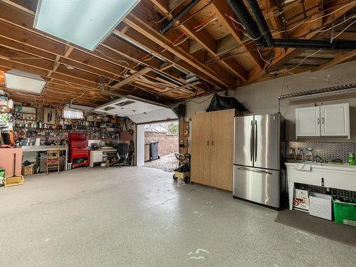 Garage - 128 Rue Bouthillier, Sainte-Anne-De-Sabrevois, QC - Indoor Photo Showing Other Room