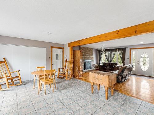 Kitchen - 2459 Rue De Charlesbourg, Dunham, QC - Indoor With Fireplace