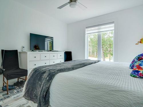 Master bedroom - 3 Rue Bob-Seale, Morin-Heights, QC - Indoor Photo Showing Bedroom