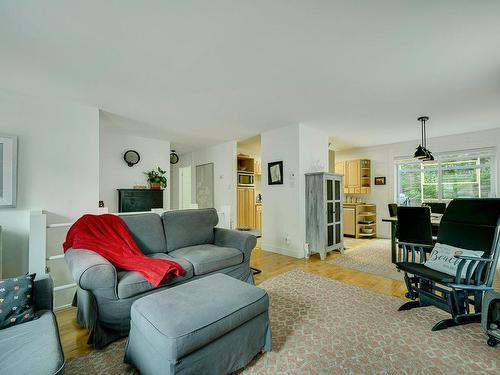 Living room - 3 Rue Bob-Seale, Morin-Heights, QC - Indoor Photo Showing Living Room