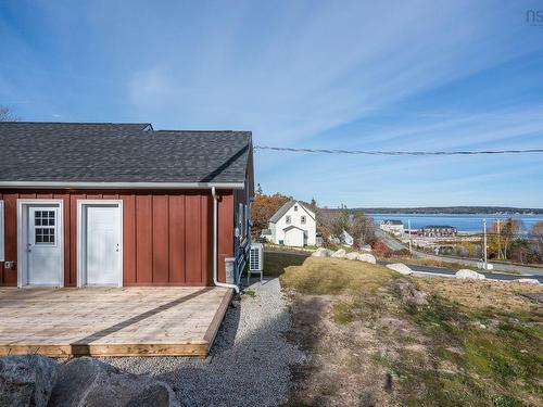 7 Lions Club Road, Fox Point, NS 