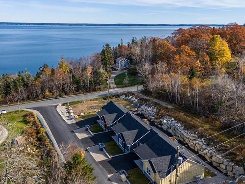 7 Lions Club Road, Fox Point, NS 