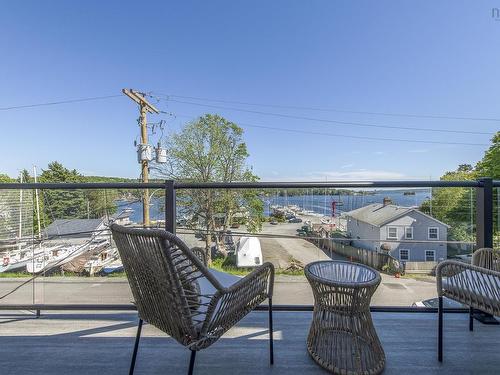 390 Shore Drive, Bedford, NS 