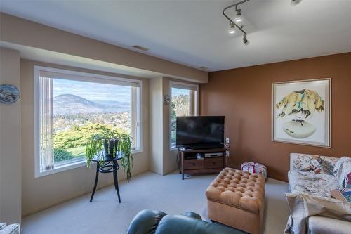 1608 Holden Road, Penticton, BC 