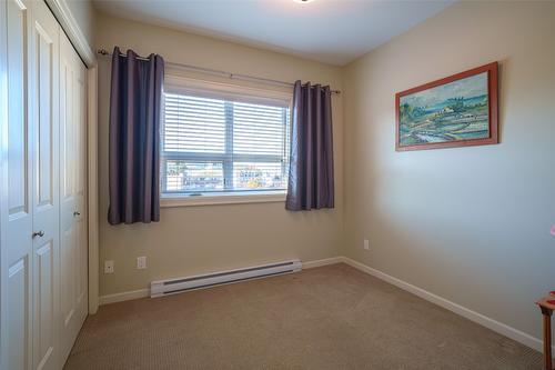 111-3010 35Th Street, Vernon, BC - Indoor Photo Showing Other Room