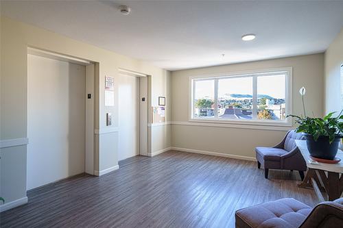 111-3010 35Th Street, Vernon, BC - Indoor