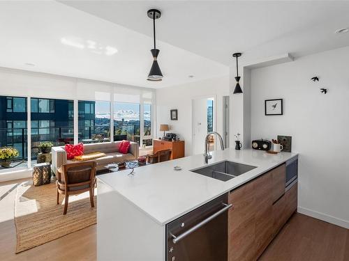 1102-363 Tyee Rd, Victoria, BC - Indoor Photo Showing Kitchen With Double Sink