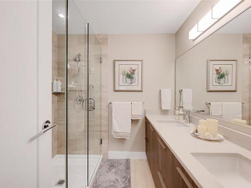 104-2500 Hackett Cres, Central Saanich, BC - Indoor Photo Showing Bathroom