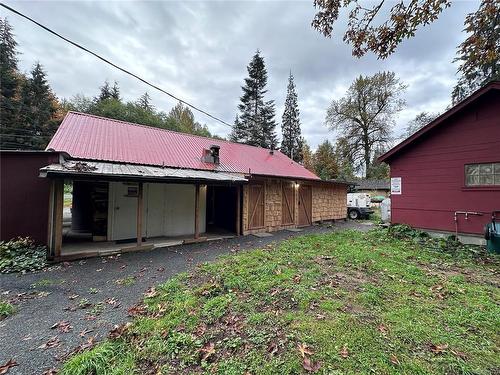 1465 Sayward Rd, Sayward, BC 