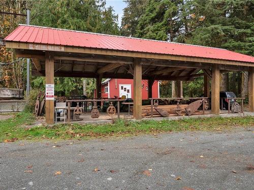 1465 Sayward Rd, Sayward, BC 